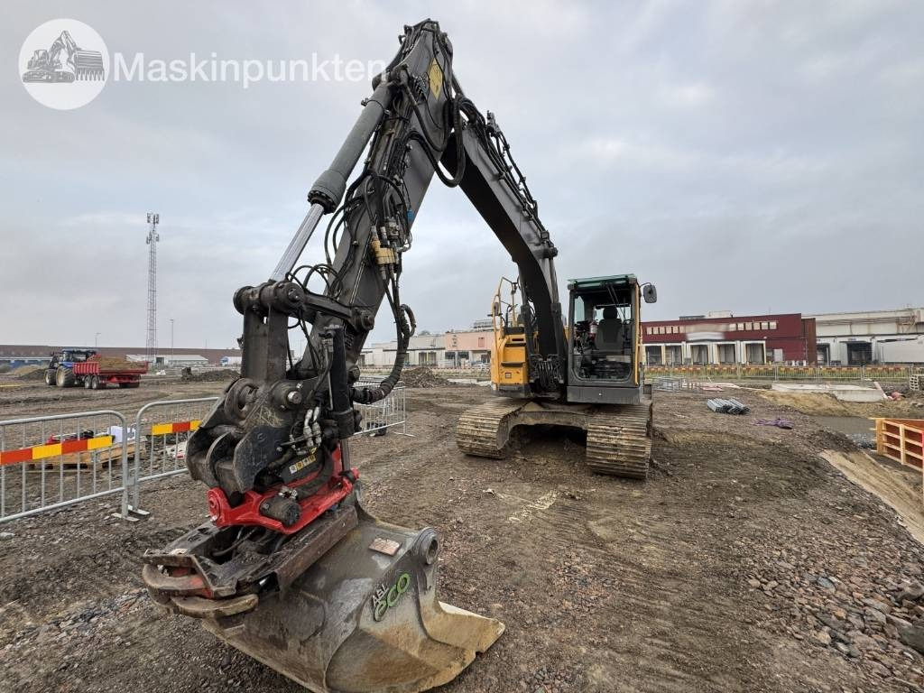 Volvo ECR 145 EL - Pelle sur chenille: photos 1 Volvo ECR 145 EL - Pelle sur chenille: photos 1