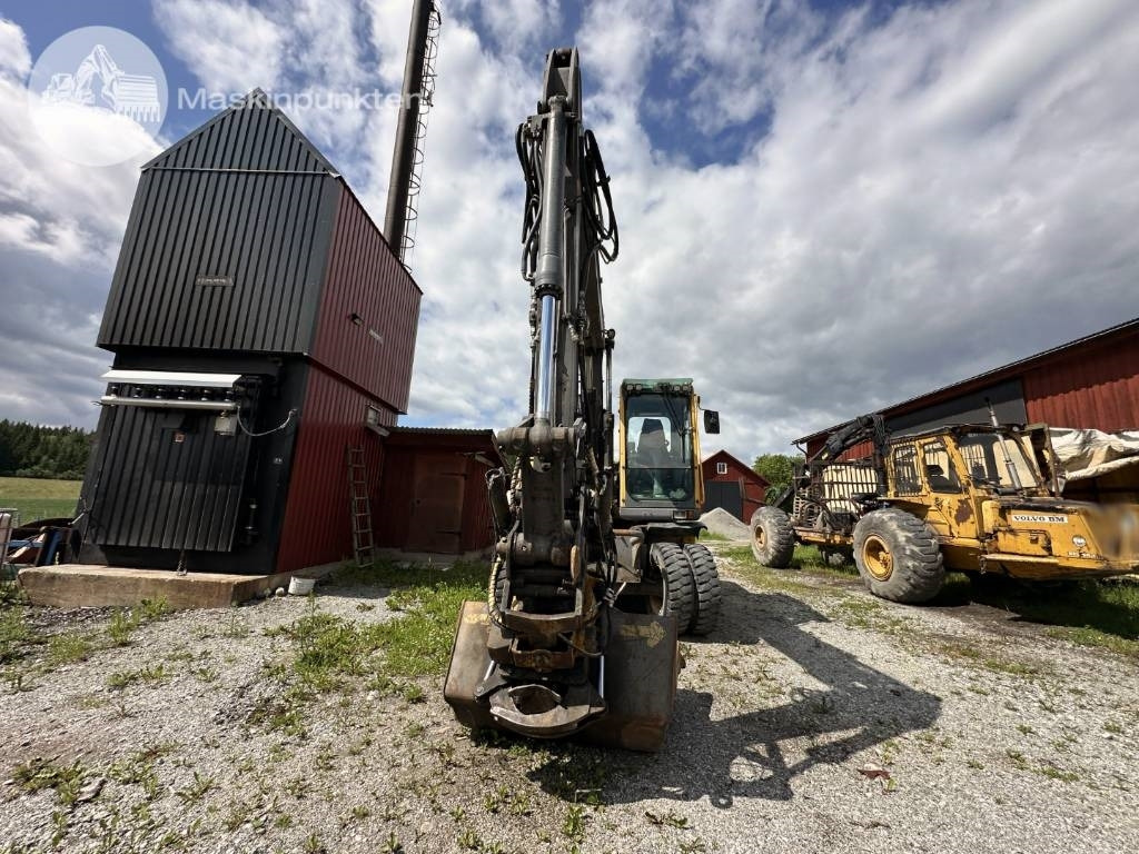 Volvo EW 160 B - Pelle sur pneus: photos 4 Volvo EW 160 B - Pelle sur pneus: photos 4