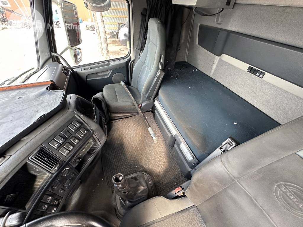 Camion grumier Volvo FH 12 540: photos 15
