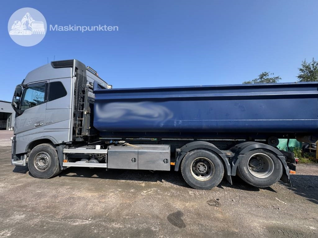 Volvo FH 16 750 - Camion ampliroll: photos 3 Volvo FH 16 750 - Camion ampliroll: photos 3