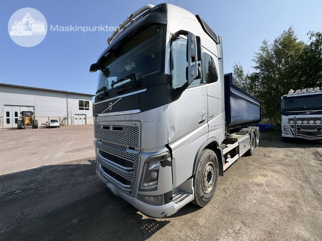 Camion ampliroll Volvo FH 16 750: photos 1