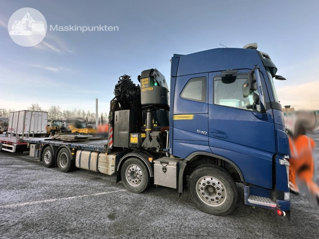 Volvo FH 540 - Camion grue: photos 1 Volvo FH 540 - Camion grue: photos 1