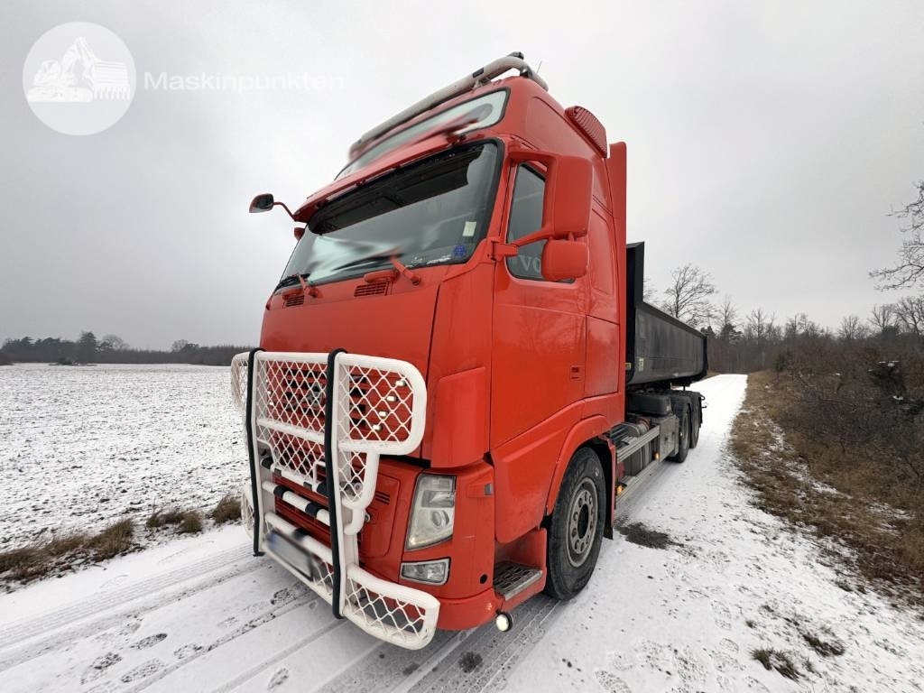 Volvo FH 550 - Camion ampliroll: photos 1 Volvo FH 550 - Camion ampliroll: photos 1