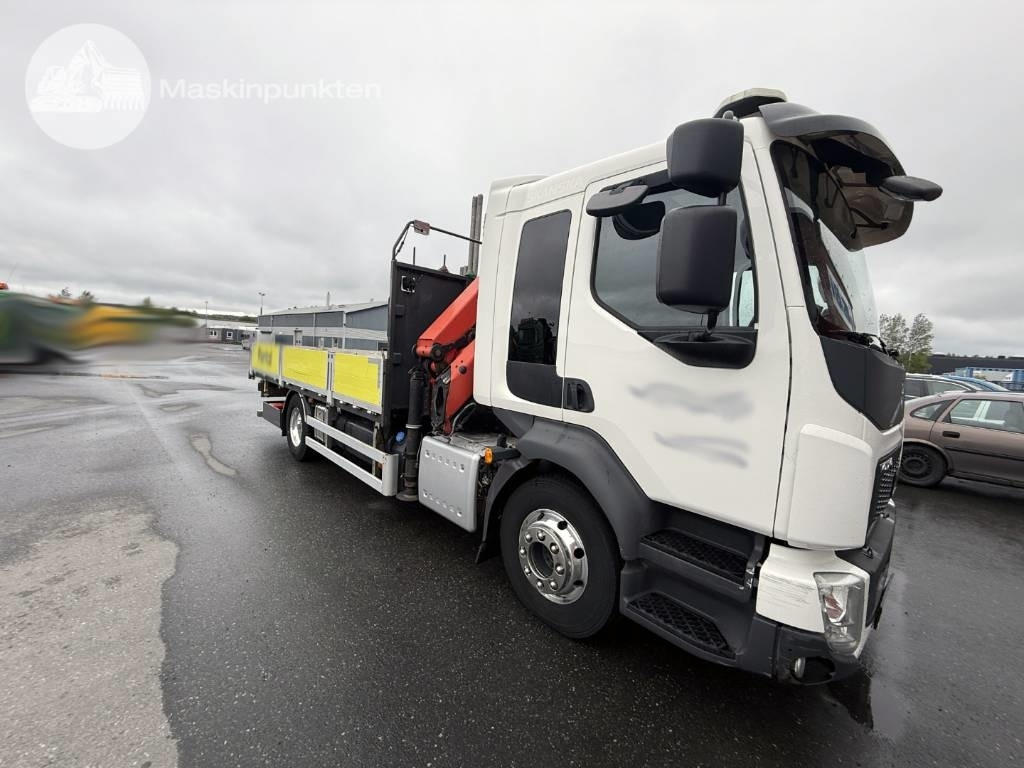 Volvo FL 260 - Camion grue: photos 3 Volvo FL 260 - Camion grue: photos 3