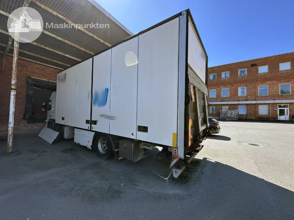 Volvo FM 300 — crédit-bail Volvo FM 300: photos 7 Volvo FM 300 — crédit-bail Volvo FM 300: photos 7