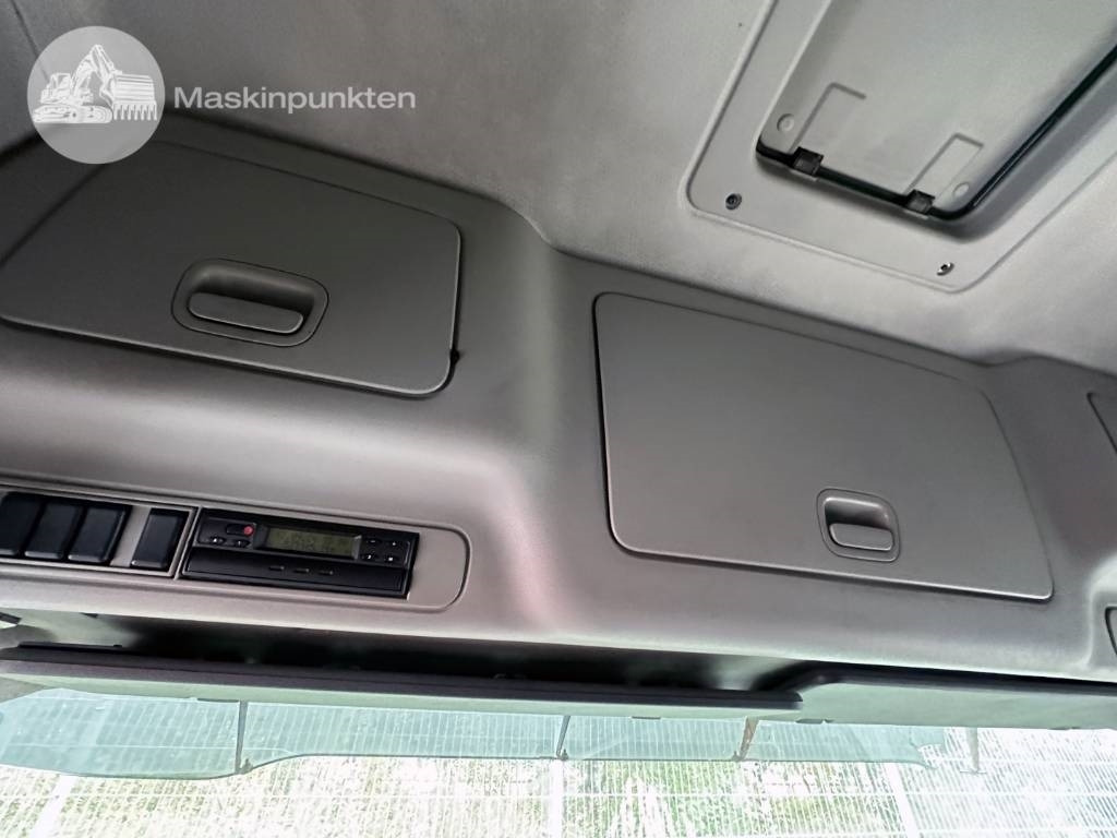 Camion fourgon Volvo FM 9 300: photos 21 Camion fourgon Volvo FM 9 300: photos 21