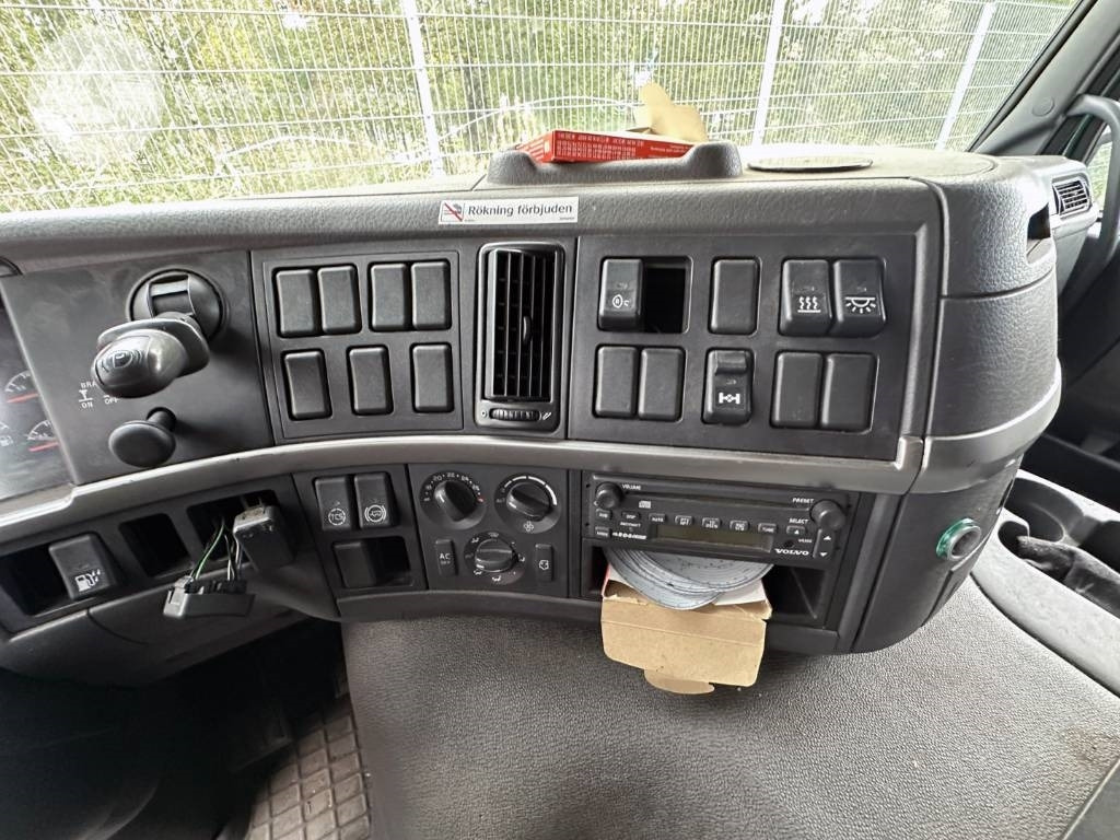 Camion fourgon Volvo FM 9 300: photos 34 Camion fourgon Volvo FM 9 300: photos 34