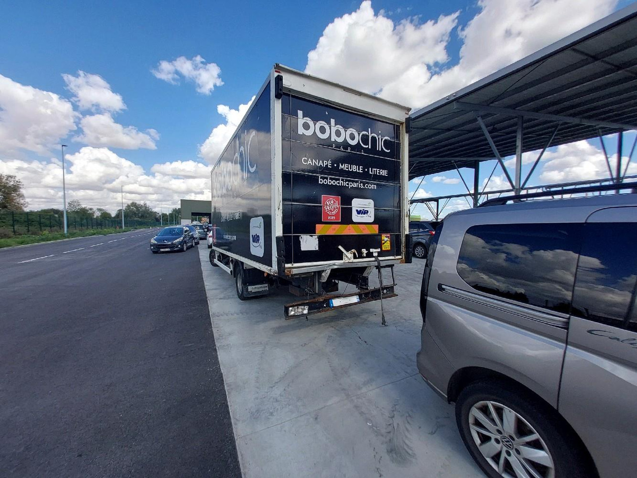 IVECO PORTEUR 65C14N - Fourgon grand volume: photos 5 IVECO PORTEUR 65C14N - Fourgon grand volume: photos 5