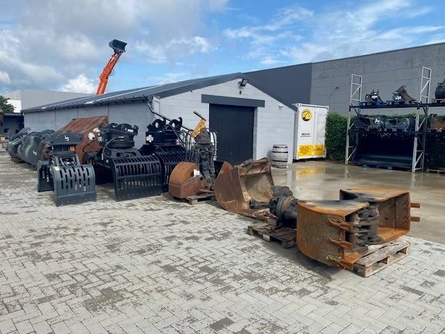 Pelle sur chenille Doosan DX140 LCR-5: photos 47