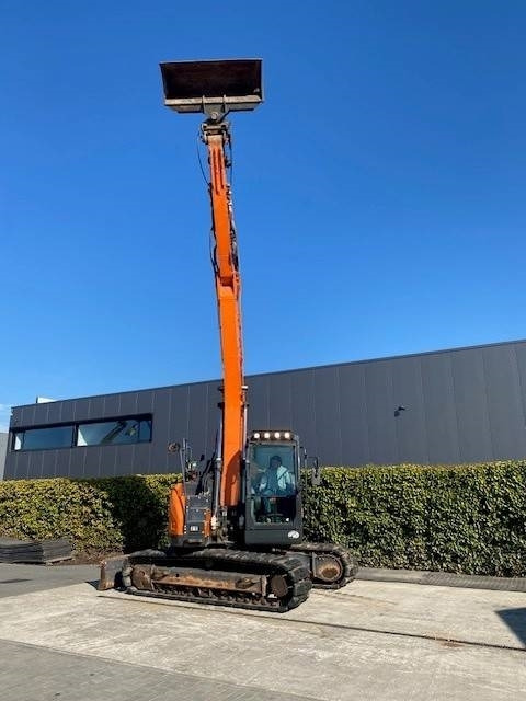 Pelle sur chenille Doosan DX140 LCR-5: photos 6