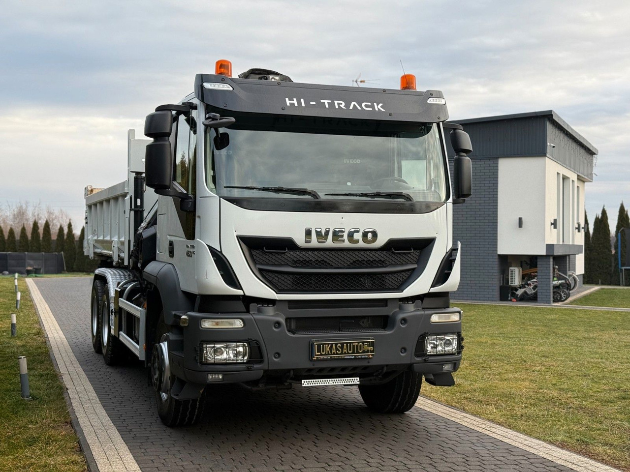 Iveco TRAKKER 450 6X4 DOUBLE HYDRO-BOARD HIAB - Camion benne: photos 3 Iveco TRAKKER 450 6X4 DOUBLE HYDRO-BOARD HIAB - Camion benne: photos 3