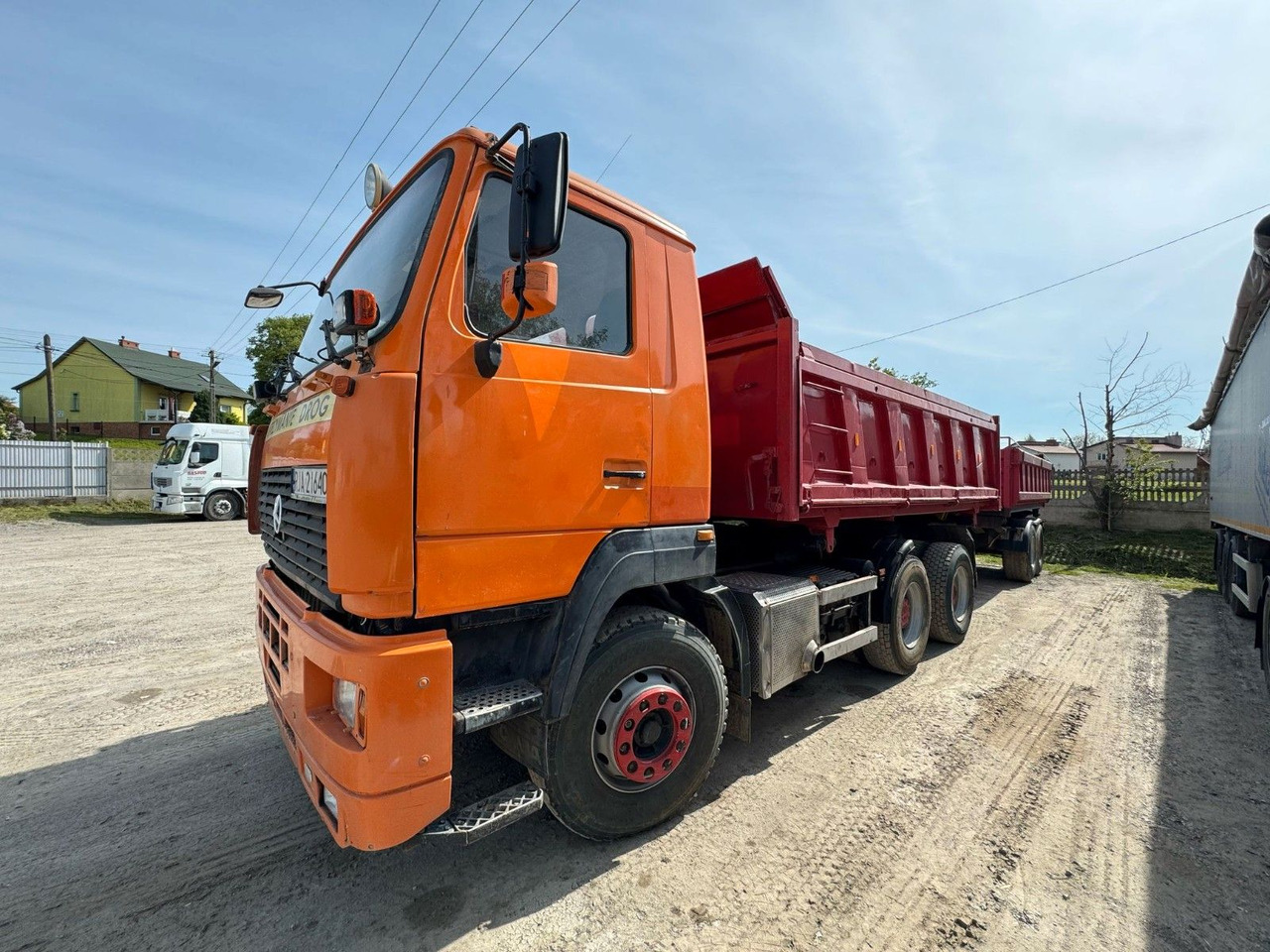 Mercedes-Benz MAZ 650119 MERCEDES ENGINE FIRST OWNER - Camion benne: photos 3 Mercedes-Benz MAZ 650119 MERCEDES ENGINE FIRST OWNER - Camion benne: photos 3