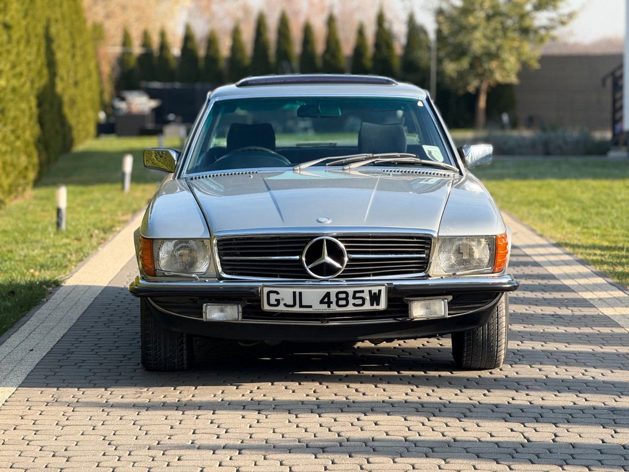 Mercedes-Benz SL 380 C - Voiture: photos 2 Mercedes-Benz SL 380 C - Voiture: photos 2