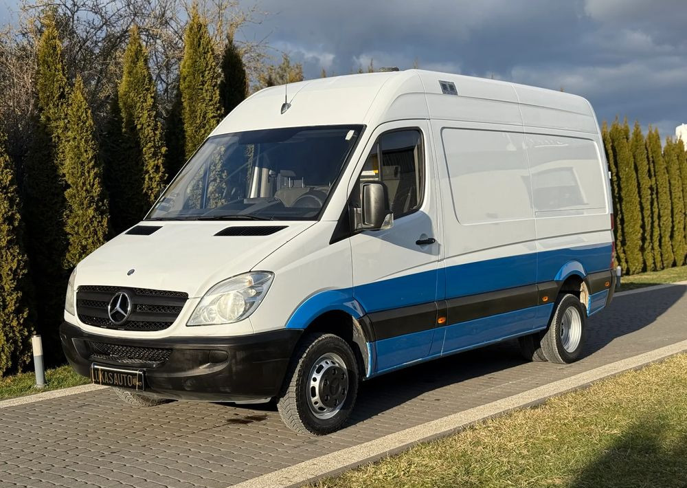 Mercedes-Benz SPRINTER 516 3,5 T MANUAL - Fourgon utilitaire: photos 1 Mercedes-Benz SPRINTER 516 3,5 T MANUAL - Fourgon utilitaire: photos 1