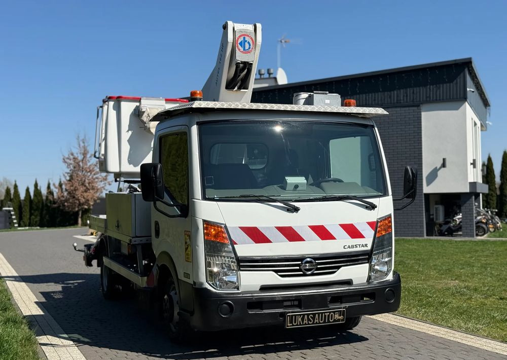 Nissan CABSTAR 16 M MANUAL - Camion avec nacelle: photos 3 Nissan CABSTAR 16 M MANUAL - Camion avec nacelle: photos 3