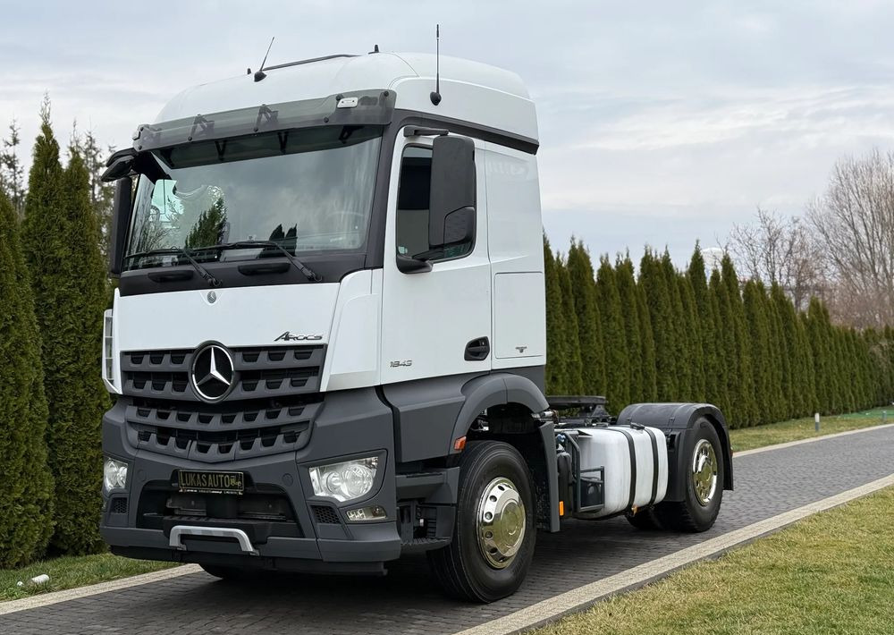 Mercedes-Benz AROCS 1843 HYDRAULIKA - Tracteur routier: photos 1 Mercedes-Benz AROCS 1843 HYDRAULIKA - Tracteur routier: photos 1