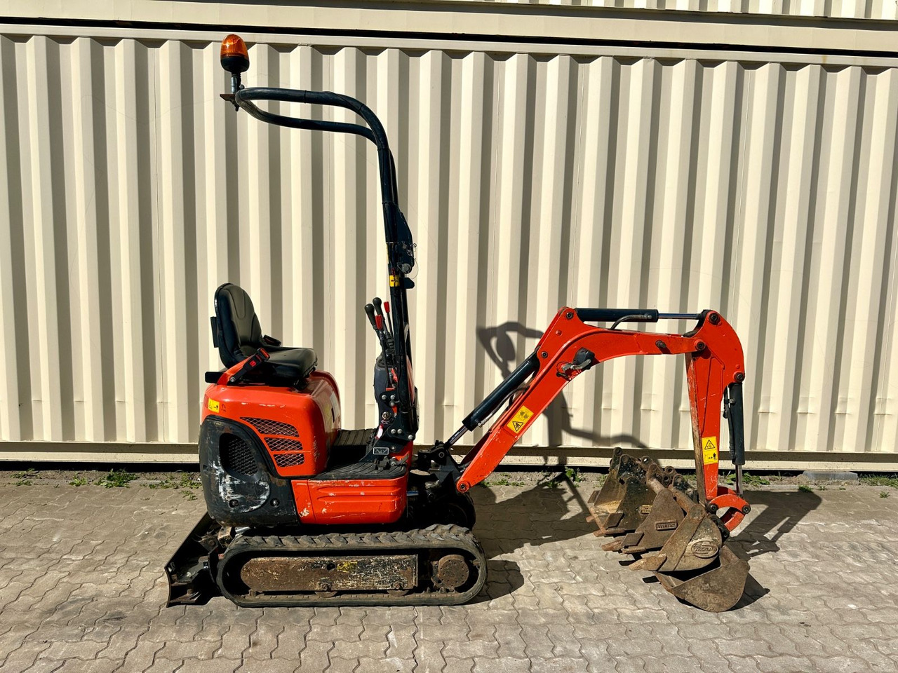 Kubota K008-3 / 2021 BJ / 725 H / 4 x Löffel - Mini pelle: photos 5 Kubota K008-3 / 2021 BJ / 725 H / 4 x Löffel - Mini pelle: photos 5
