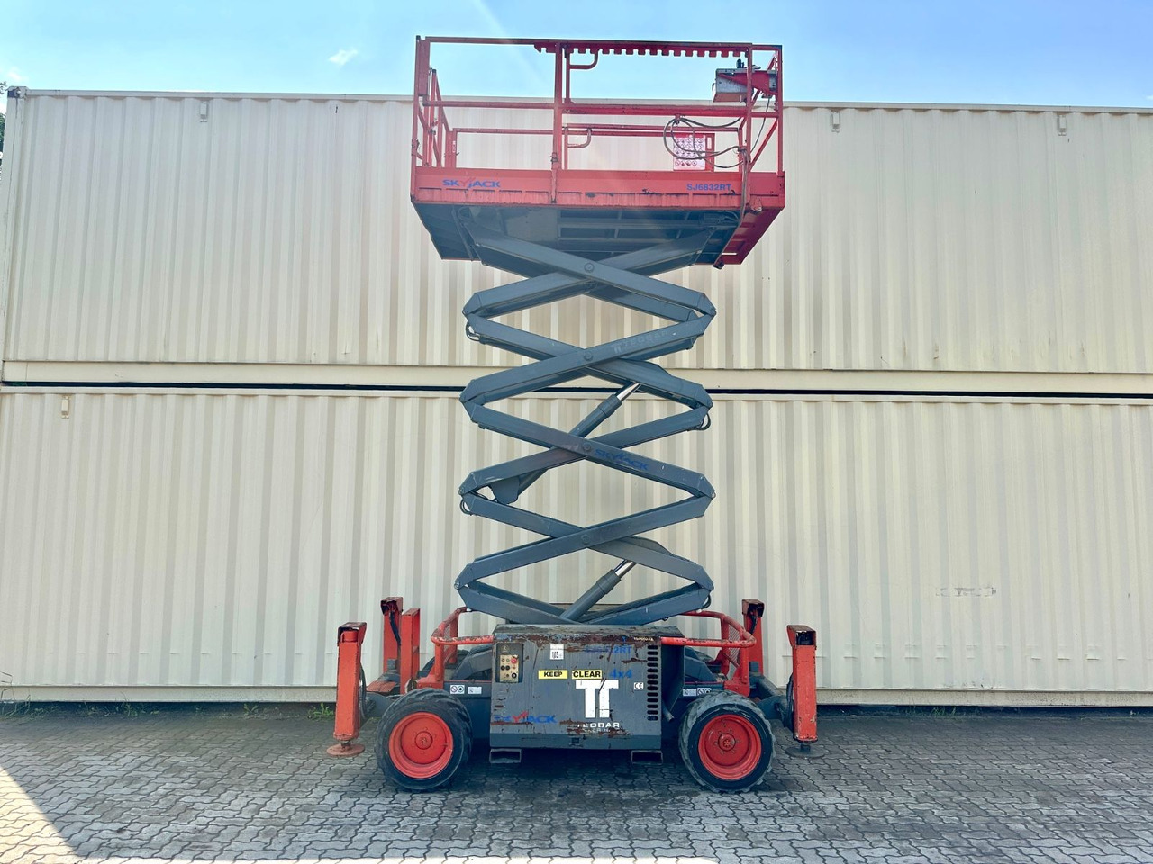 Skyjack SJ6832RT 4x4 Diesel, 11.8 Meter, 1.493 H - Nacelle ciseaux: photos 1 Skyjack SJ6832RT 4x4 Diesel, 11.8 Meter, 1.493 H - Nacelle ciseaux: photos 1