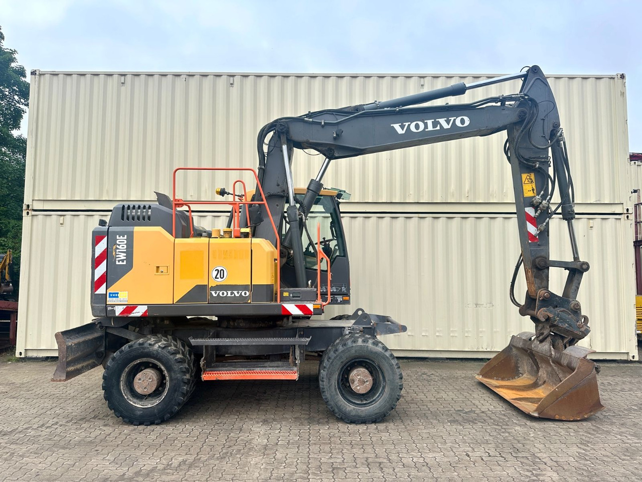 Volvo EW160E / 2016 BJ / Deutsche Maschine - Pelle sur pneus: photos 4 Volvo EW160E / 2016 BJ / Deutsche Maschine - Pelle sur pneus: photos 4