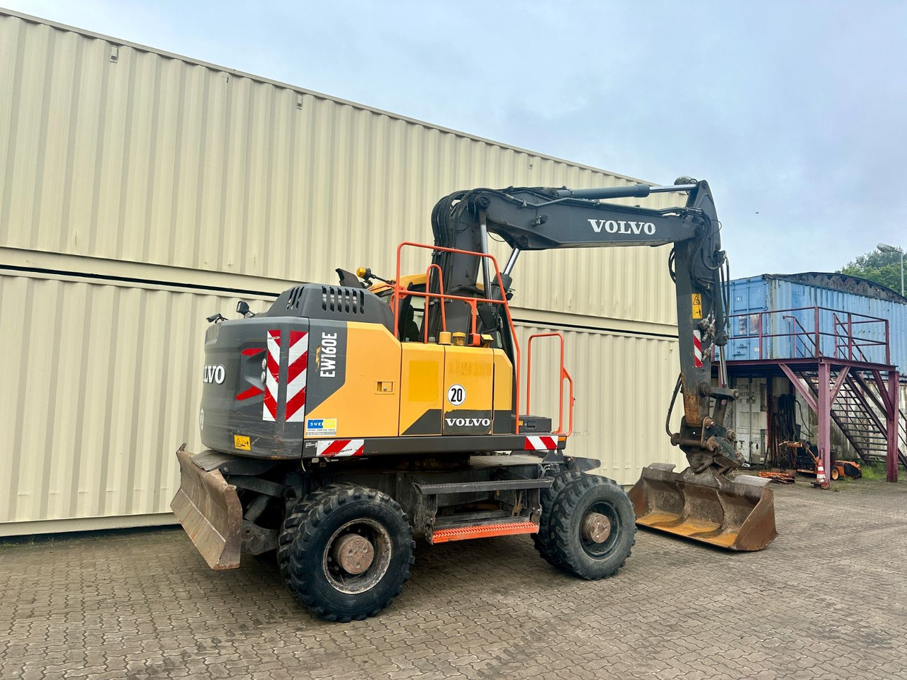 Volvo EW160E / 2016 BJ / Deutsche Maschine - Pelle sur pneus: photos 3 Volvo EW160E / 2016 BJ / Deutsche Maschine - Pelle sur pneus: photos 3