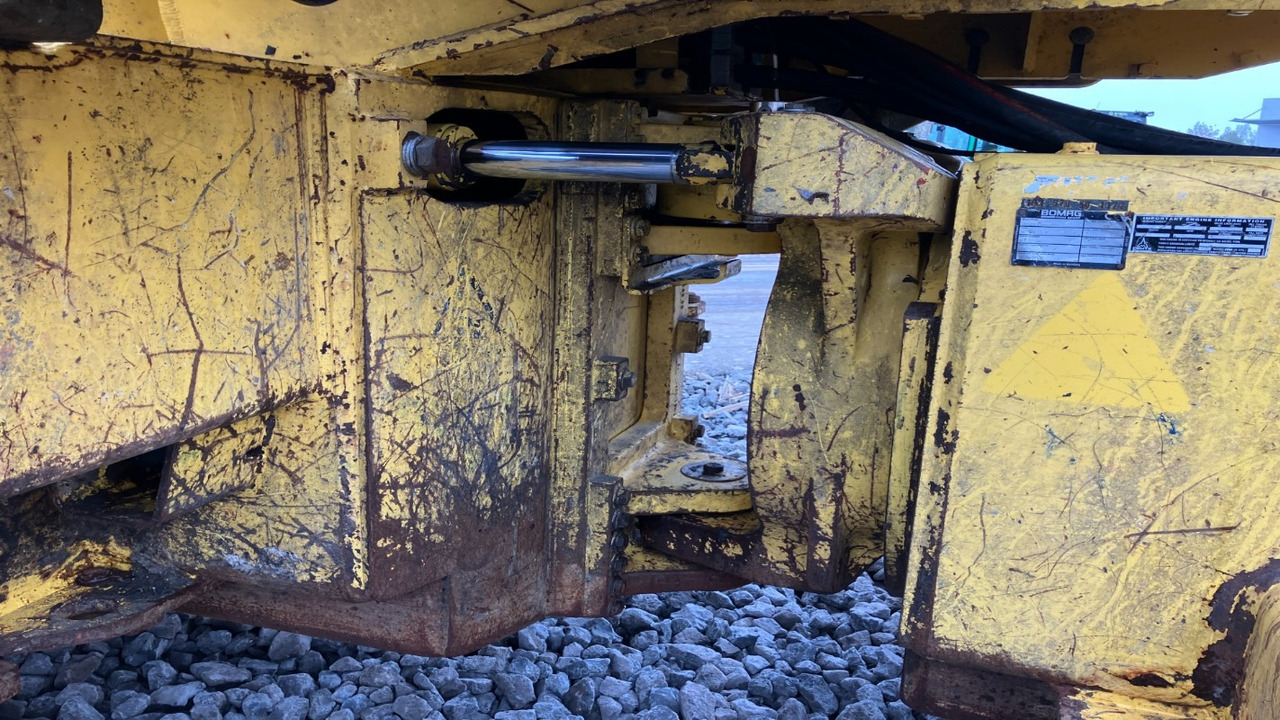 Compacteur à pieds de mouton/ Monocylindre BOMAG DE BC 772 RB-2  Stage IIIa/Tier 3: photos 18