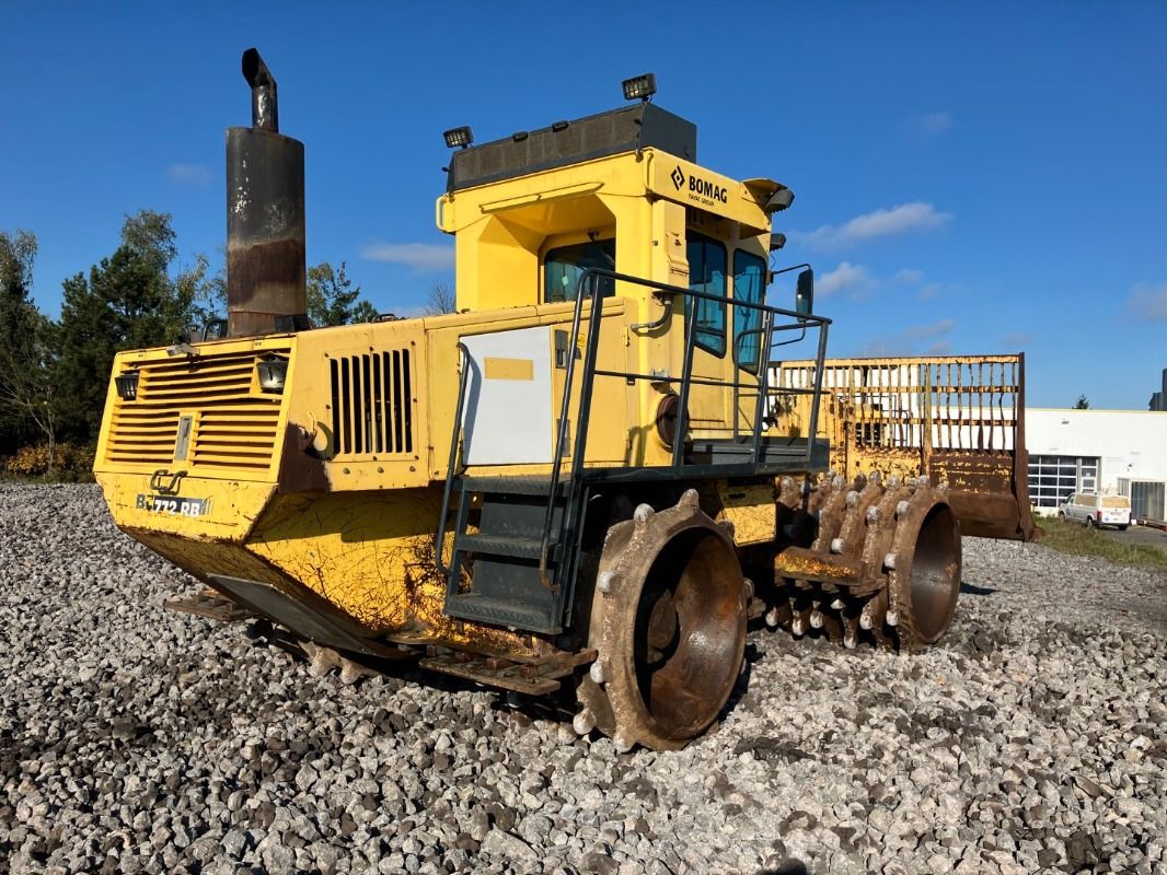 BOMAG DE BC 772 RB-2 Stage IIIa/Tier 3 - Compacteur à pieds de mouton/ Monocylindre: photos 4 BOMAG DE BC 772 RB-2 Stage IIIa/Tier 3 - Compacteur à pieds de mouton/ Monocylindre: photos 4