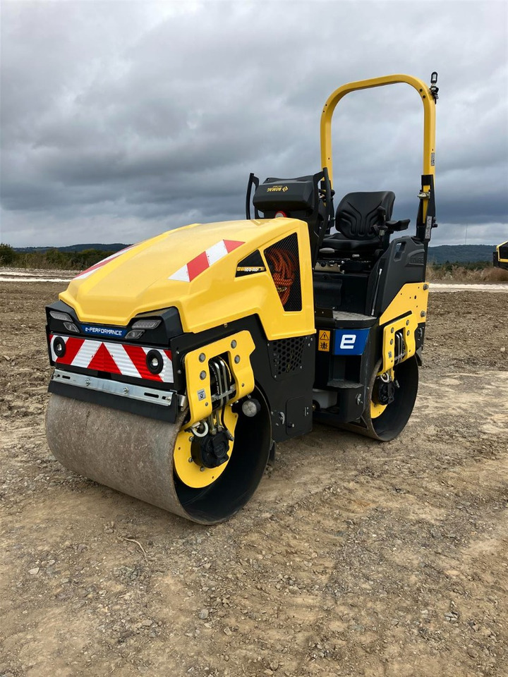 BOMAG DE BW 100 ADe-5 - Compacteur: photos 1 BOMAG DE BW 100 ADe-5 - Compacteur: photos 1