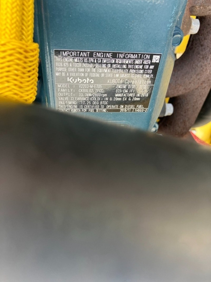 BOMAG DE BW 135 AD-5 Stage IIIa/Tier 4i - Compacteur: photos 2 BOMAG DE BW 135 AD-5 Stage IIIa/Tier 4i - Compacteur: photos 2