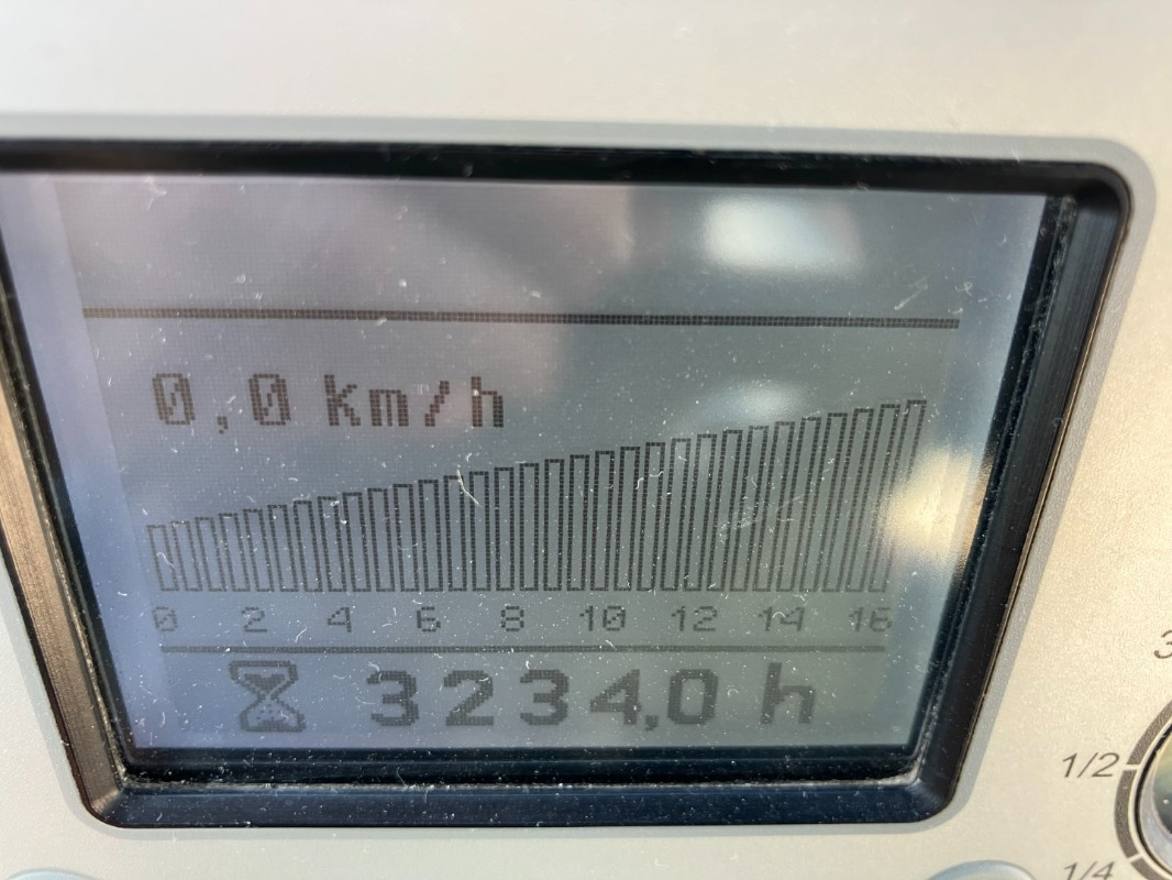 BOMAG DE BW 161 AD-5 Stage IIIb/Tier 4i - Rouleau compresseur: photos 5 BOMAG DE BW 161 AD-5 Stage IIIb/Tier 4i - Rouleau compresseur: photos 5