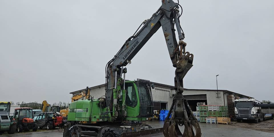 Koparka kołowa Liebherr A 316 Litronic chwytak podpory pług - Pelle sur pneus: photos 3 Koparka kołowa Liebherr A 316 Litronic chwytak podpory pług - Pelle sur pneus: photos 3