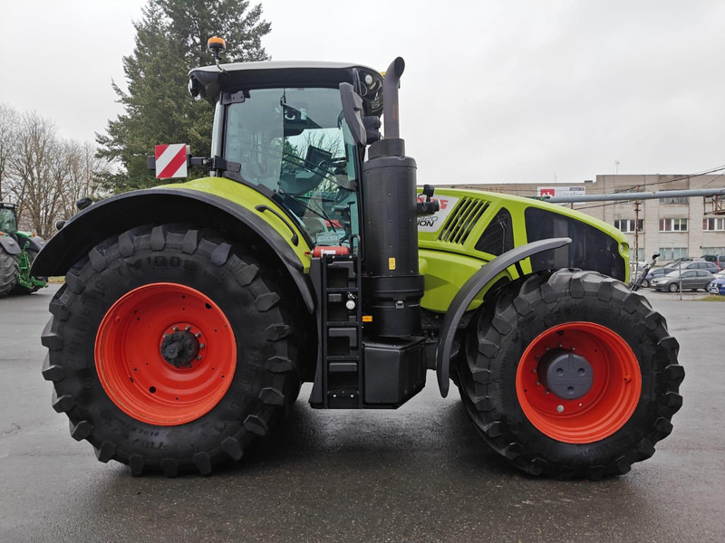 Claas Axion 920 Cmatic GREEN FIT - Tracteur agricole: photos 3 Claas Axion 920 Cmatic GREEN FIT - Tracteur agricole: photos 3