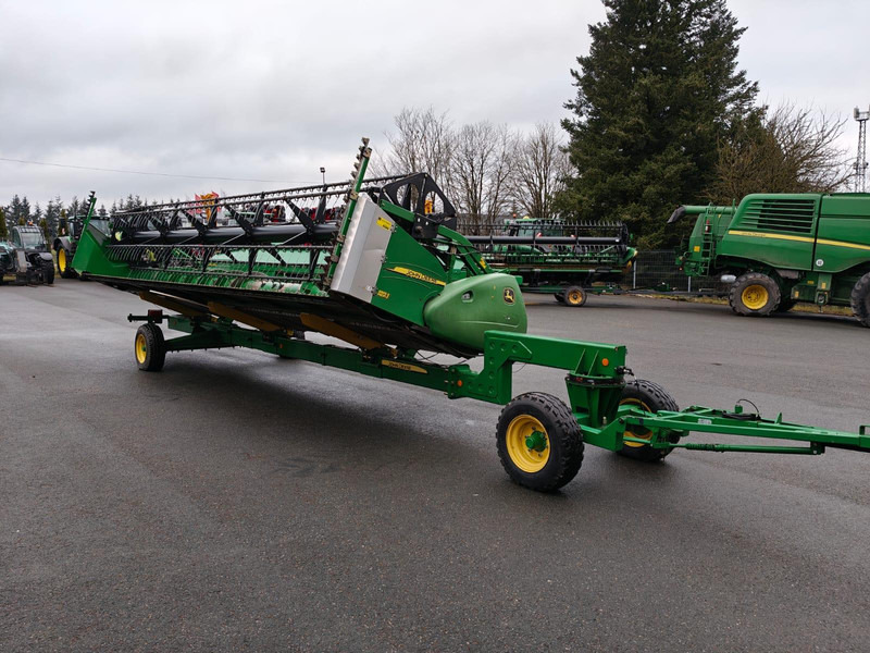 John Deere S660 625R - Moissonneuse-batteuse: photos 2 John Deere S660 625R - Moissonneuse-batteuse: photos 2