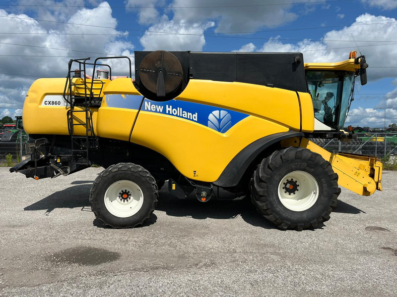 New Holland CX 860 - Moissonneuse-batteuse: photos 2 New Holland CX 860 - Moissonneuse-batteuse: photos 2