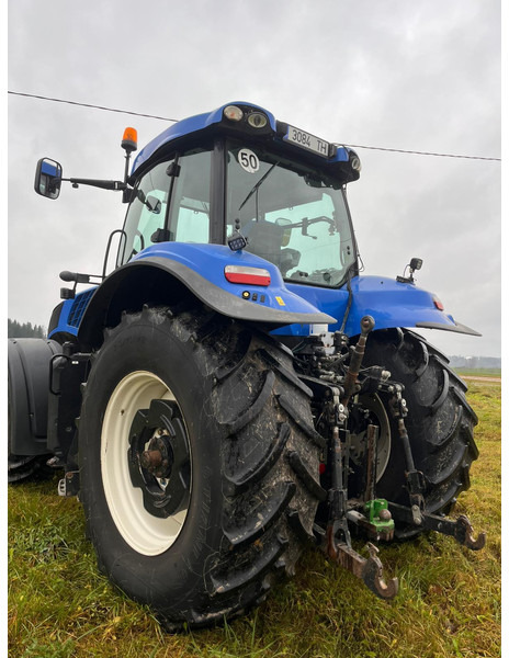 New Holland T8.330 - Tracteur agricole: photos 5 New Holland T8.330 - Tracteur agricole: photos 5