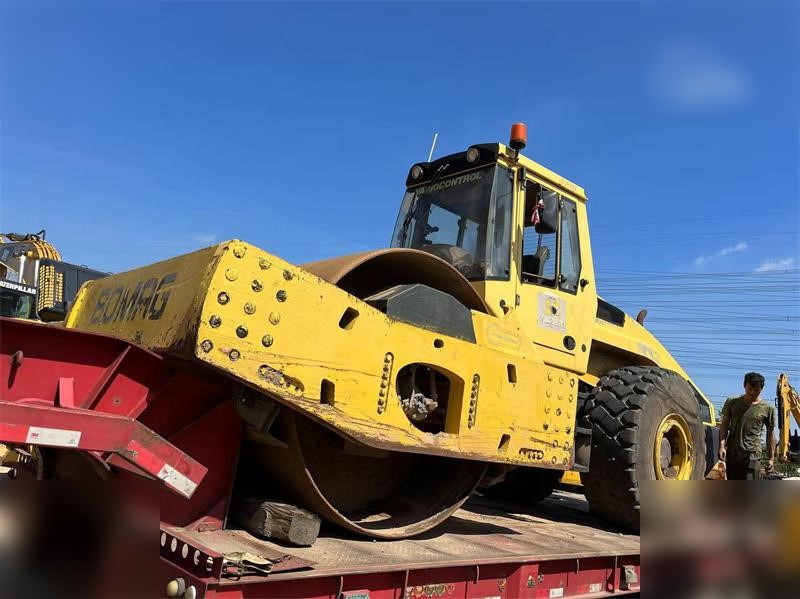 BOMAG BW226DH-4 - Compacteur: photos 2 BOMAG BW226DH-4 - Compacteur: photos 2