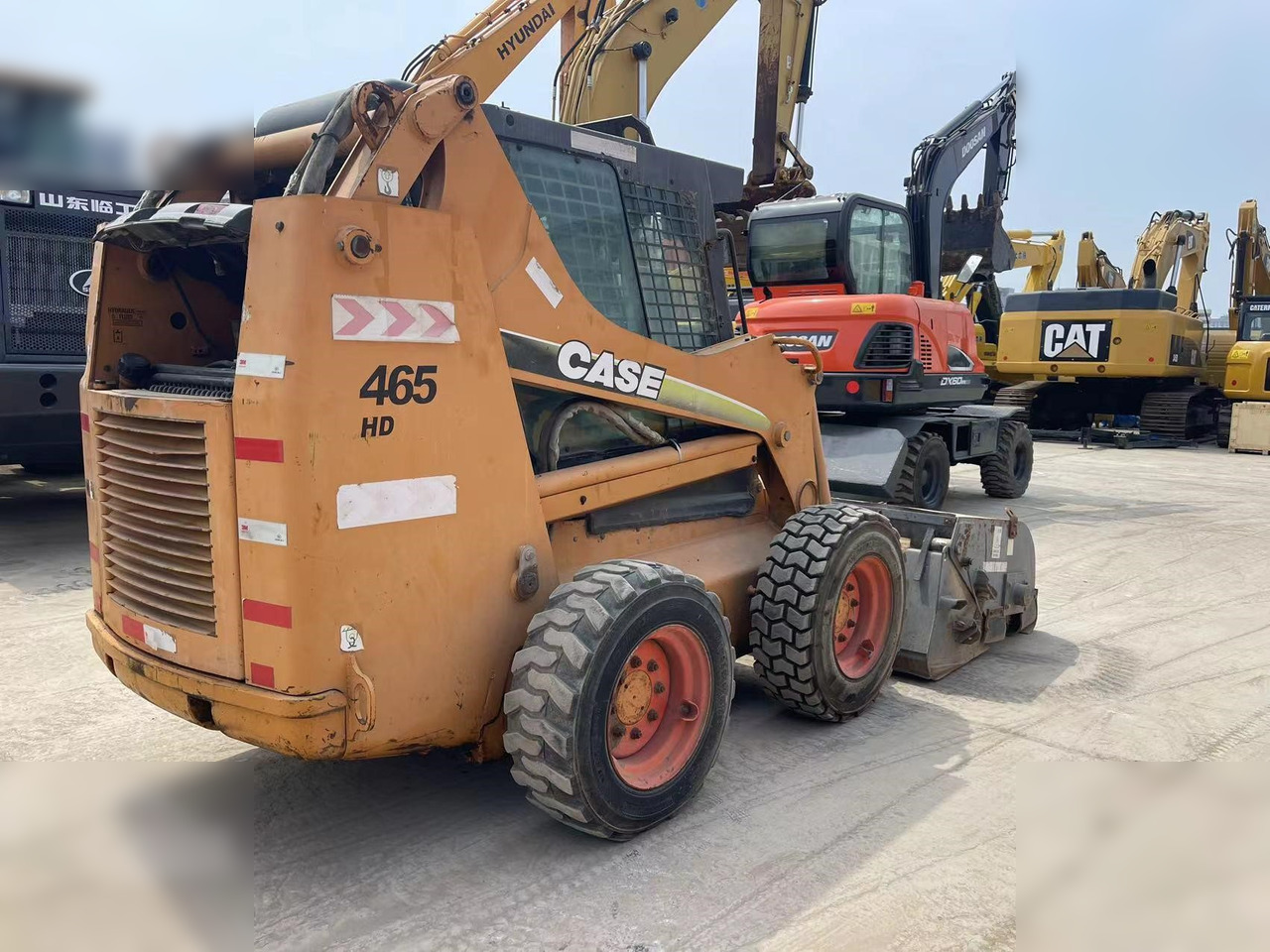 CASE 85XT - Mini chargeuse: photos 5 CASE 85XT - Mini chargeuse: photos 5