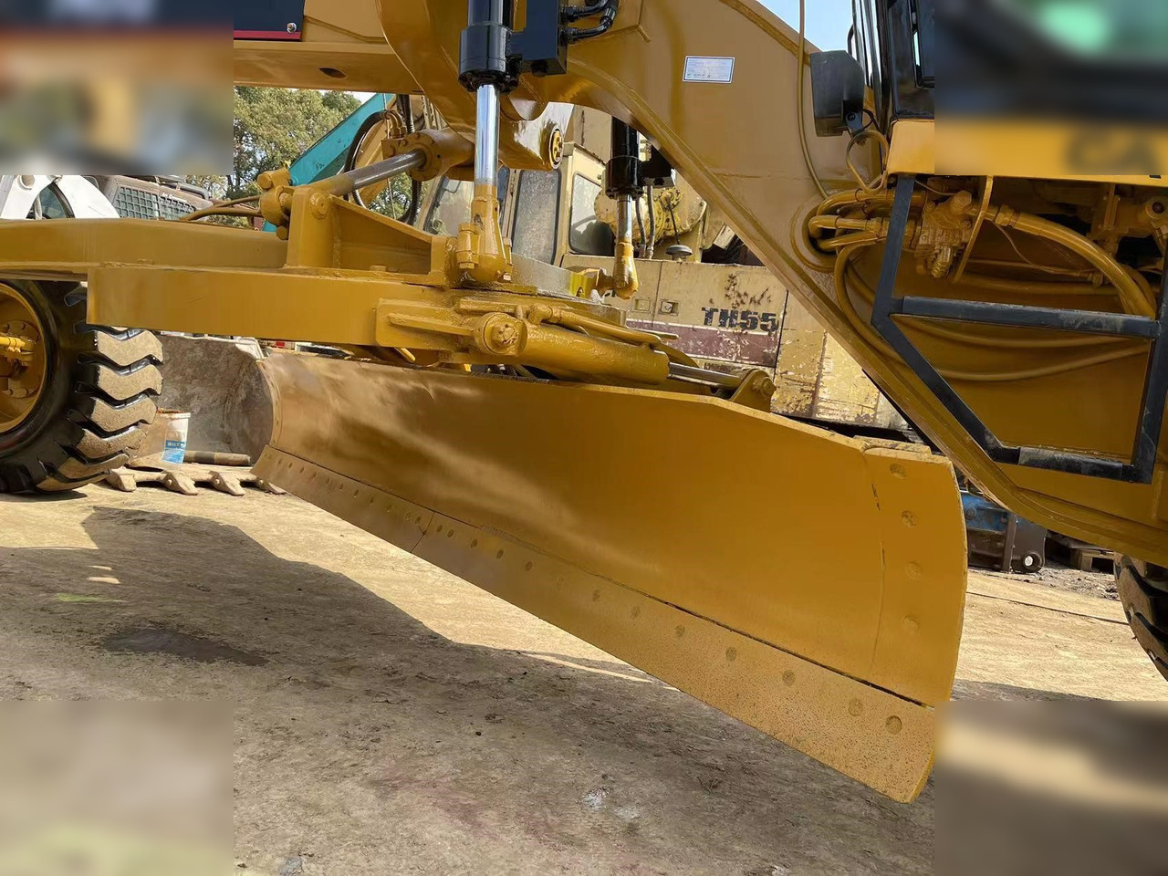 CATERPILLAR 140G - Niveleuse: photos 5 CATERPILLAR 140G - Niveleuse: photos 5