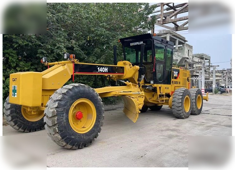 CATERPILLAR 140H - Niveleuse: photos 1 CATERPILLAR 140H - Niveleuse: photos 1