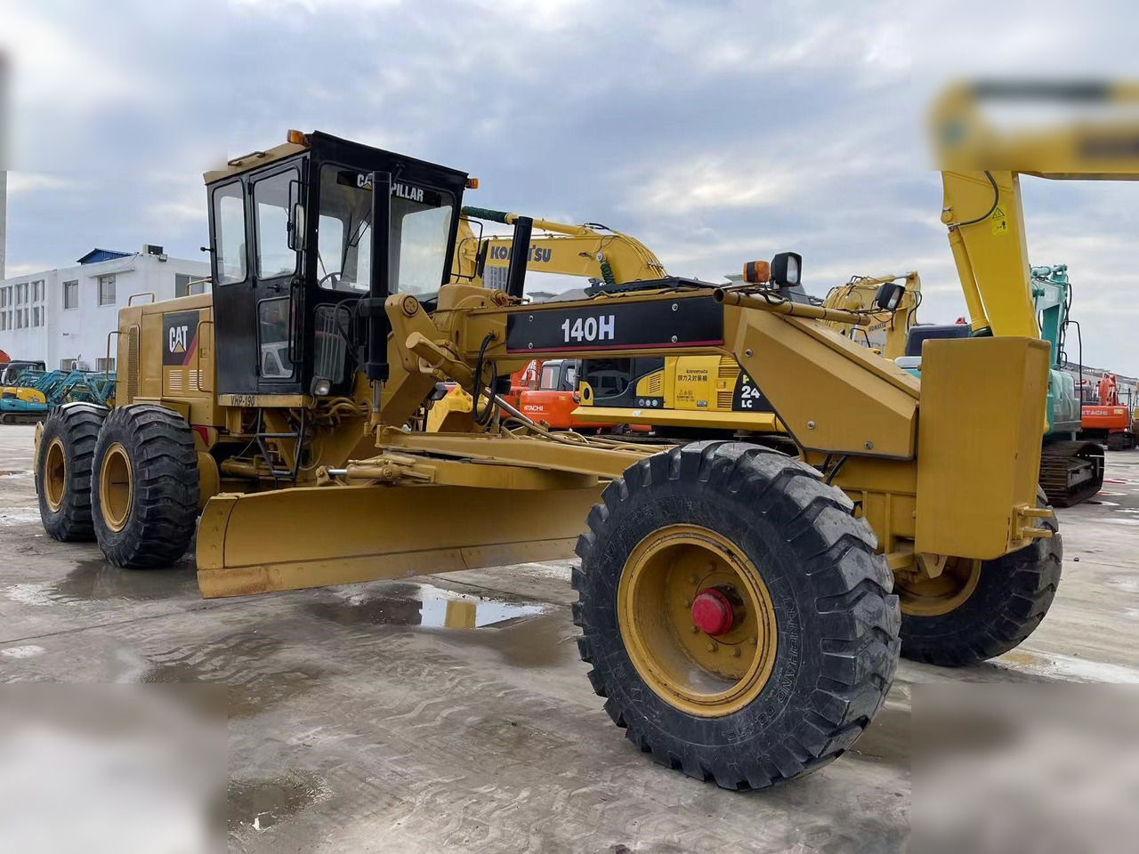 CATERPILLAR 140H - Niveleuse: photos 1 CATERPILLAR 140H - Niveleuse: photos 1