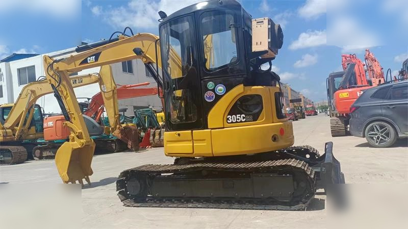 CATERPILLAR 305C CR - Mini pelle: photos 1 CATERPILLAR 305C CR - Mini pelle: photos 1