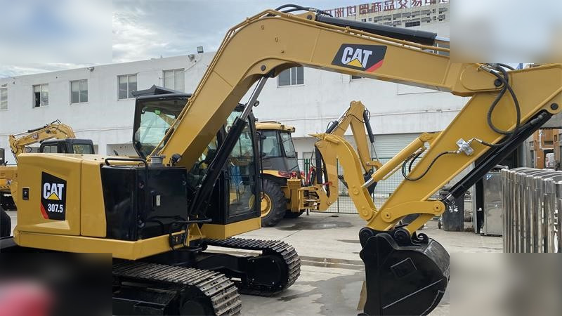 CATERPILLAR 307.5 - Pelle sur chenille: photos 3 CATERPILLAR 307.5 - Pelle sur chenille: photos 3