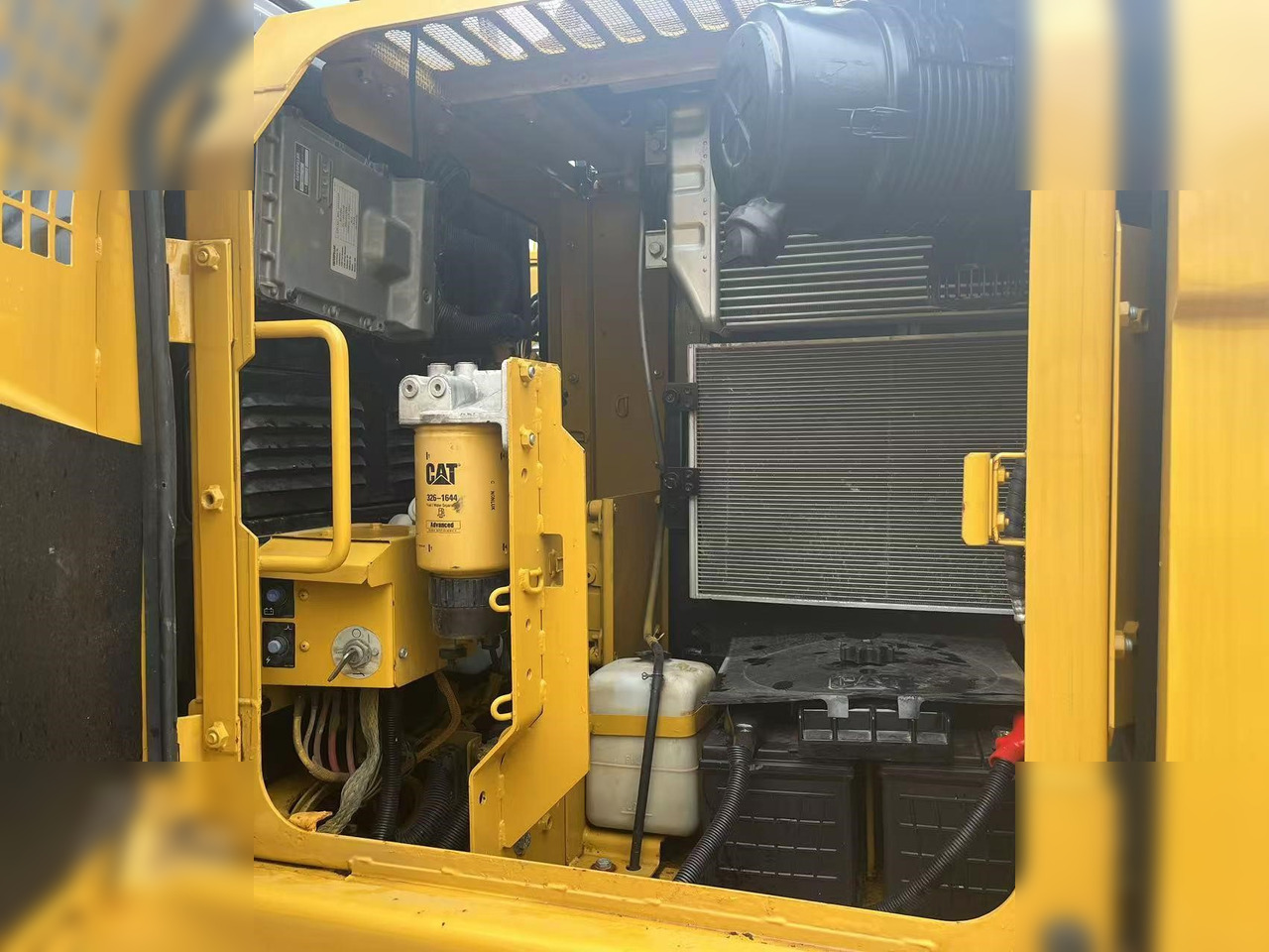 CATERPILLAR 312D2 GC - Pelle sur chenille: photos 4 CATERPILLAR 312D2 GC - Pelle sur chenille: photos 4