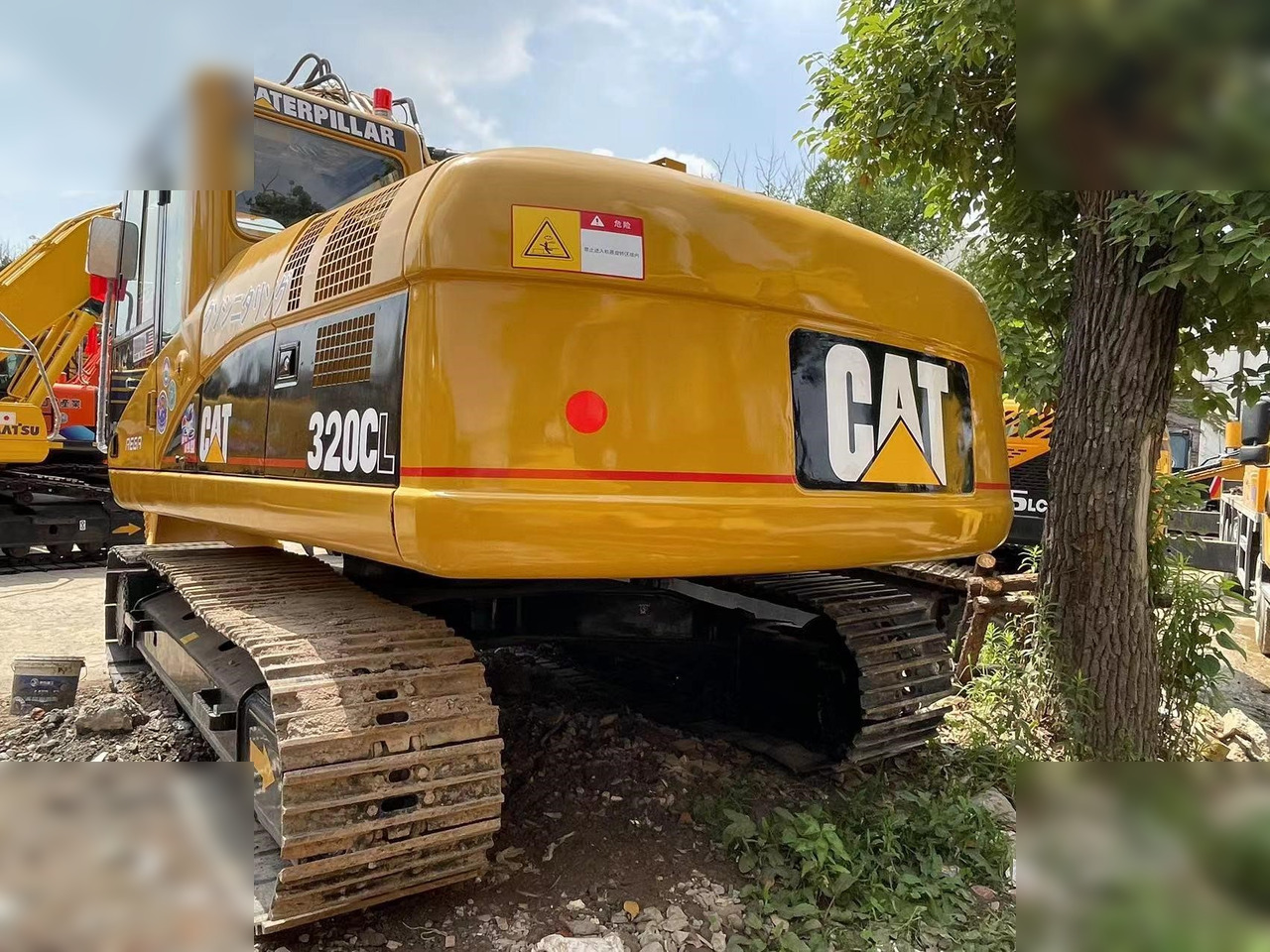 CATERPILLAR 320CL - Pelle sur chenille: photos 4 CATERPILLAR 320CL - Pelle sur chenille: photos 4