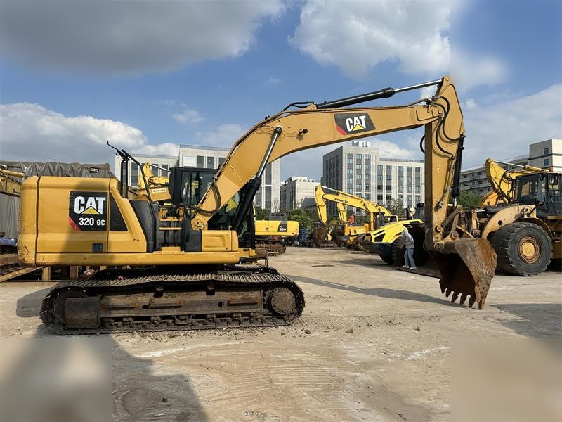 CATERPILLAR 320GC - Pelle sur chenille: photos 1 CATERPILLAR 320GC - Pelle sur chenille: photos 1