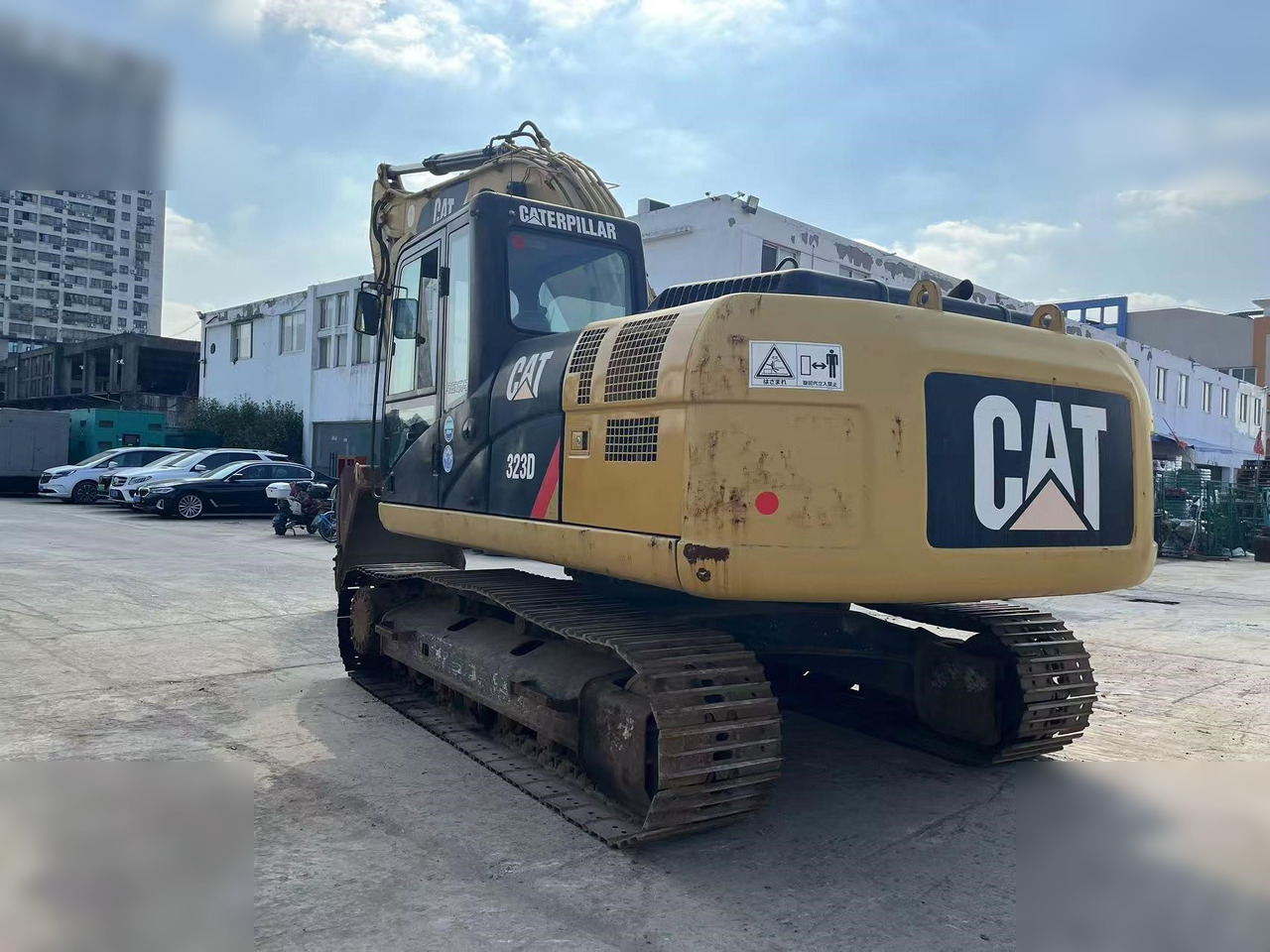 CATERPILLAR 323D - Pelle sur chenille: photos 3 CATERPILLAR 323D - Pelle sur chenille: photos 3