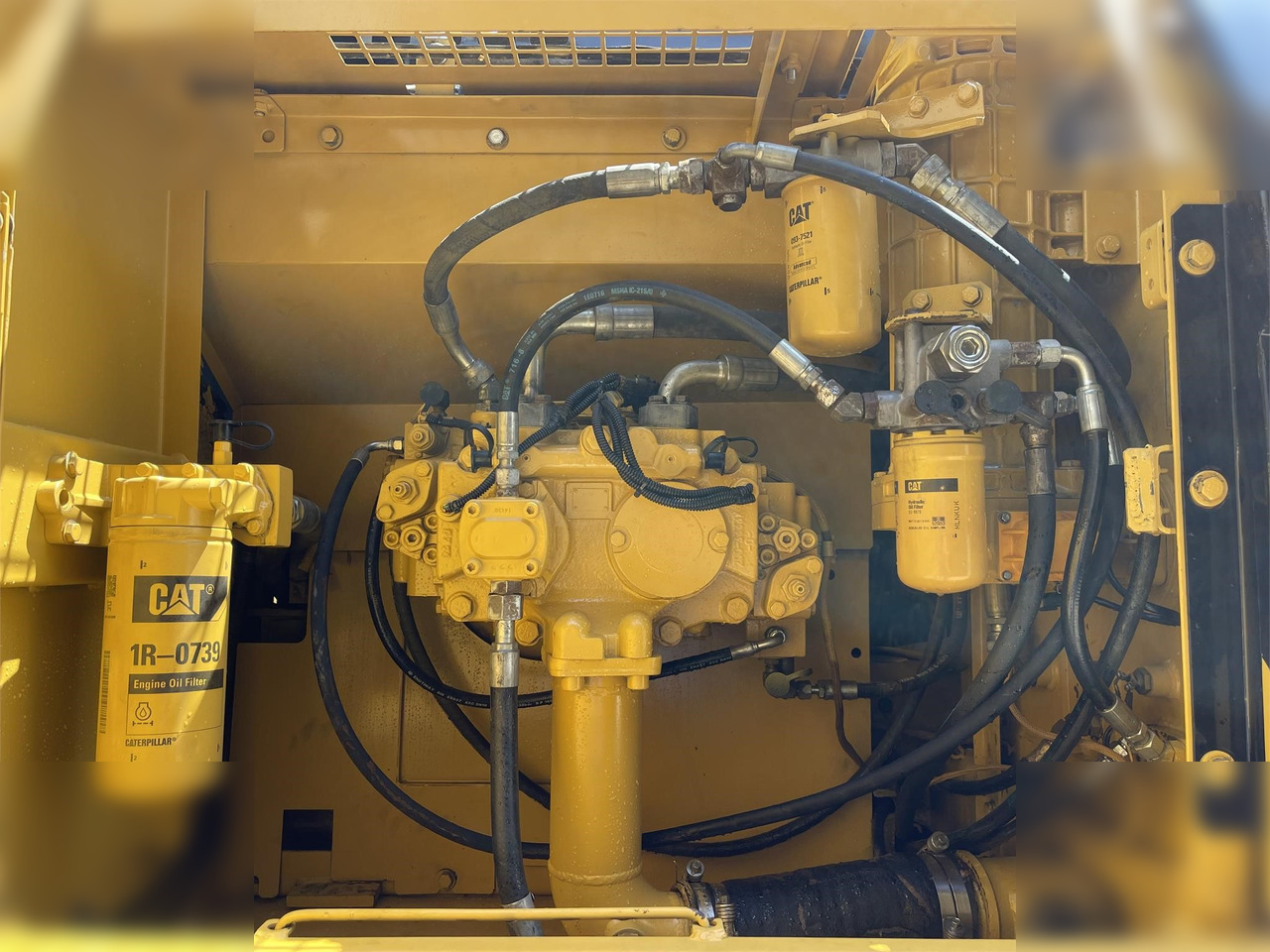 CATERPILLAR 325DL - Pelle sur chenille: photos 4 CATERPILLAR 325DL - Pelle sur chenille: photos 4