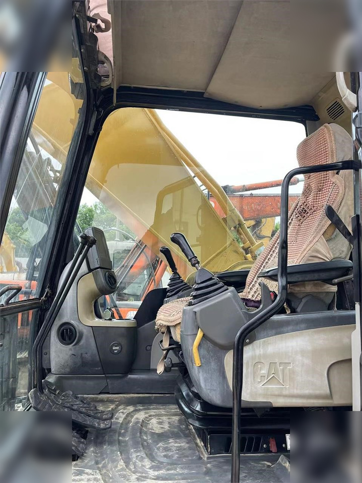 CATERPILLAR 325DL - Pelle sur chenille: photos 5 CATERPILLAR 325DL - Pelle sur chenille: photos 5