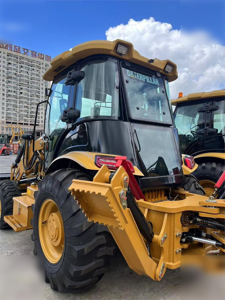 CATERPILLAR 430F2 - Tractopelle: photos 2 CATERPILLAR 430F2 - Tractopelle: photos 2