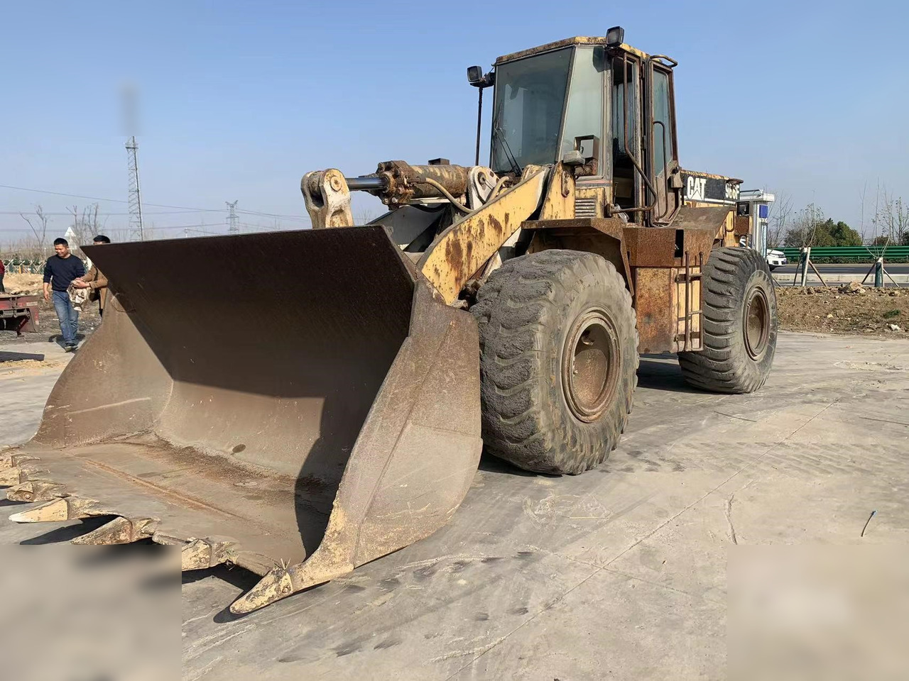 CATERPILLAR 966F - Chargeuse sur pneus: photos 1 CATERPILLAR 966F - Chargeuse sur pneus: photos 1