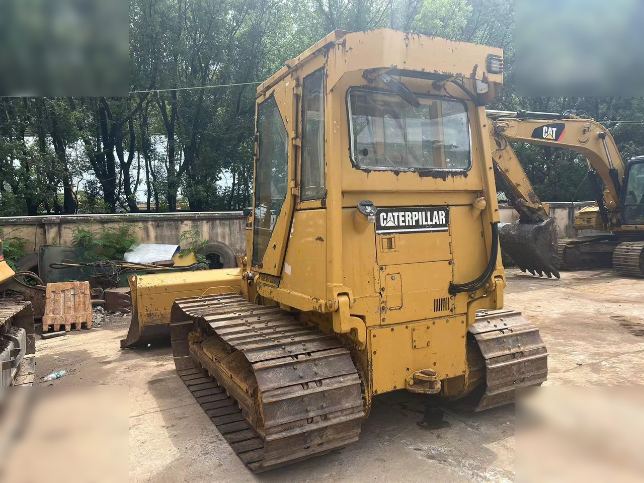 CATERPILLAR D5C - Bulldozer: photos 5 CATERPILLAR D5C - Bulldozer: photos 5